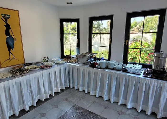 Hotel Club Mel 3*