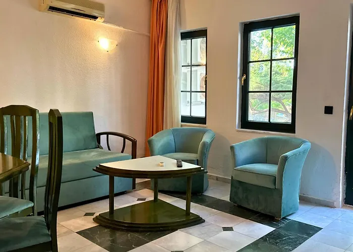 Hotel Club Mel 3*