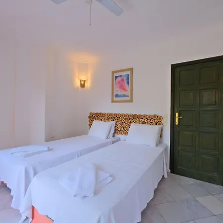 Szálloda Club Mel Ortaca